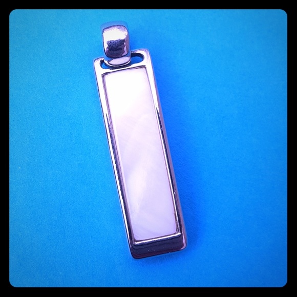 Necklace Slide - Picture 1 of 1